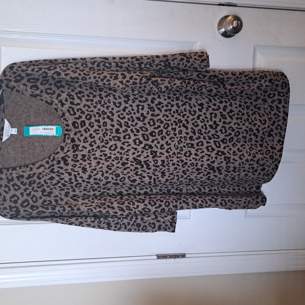NWT Market & Spruce brished knit top